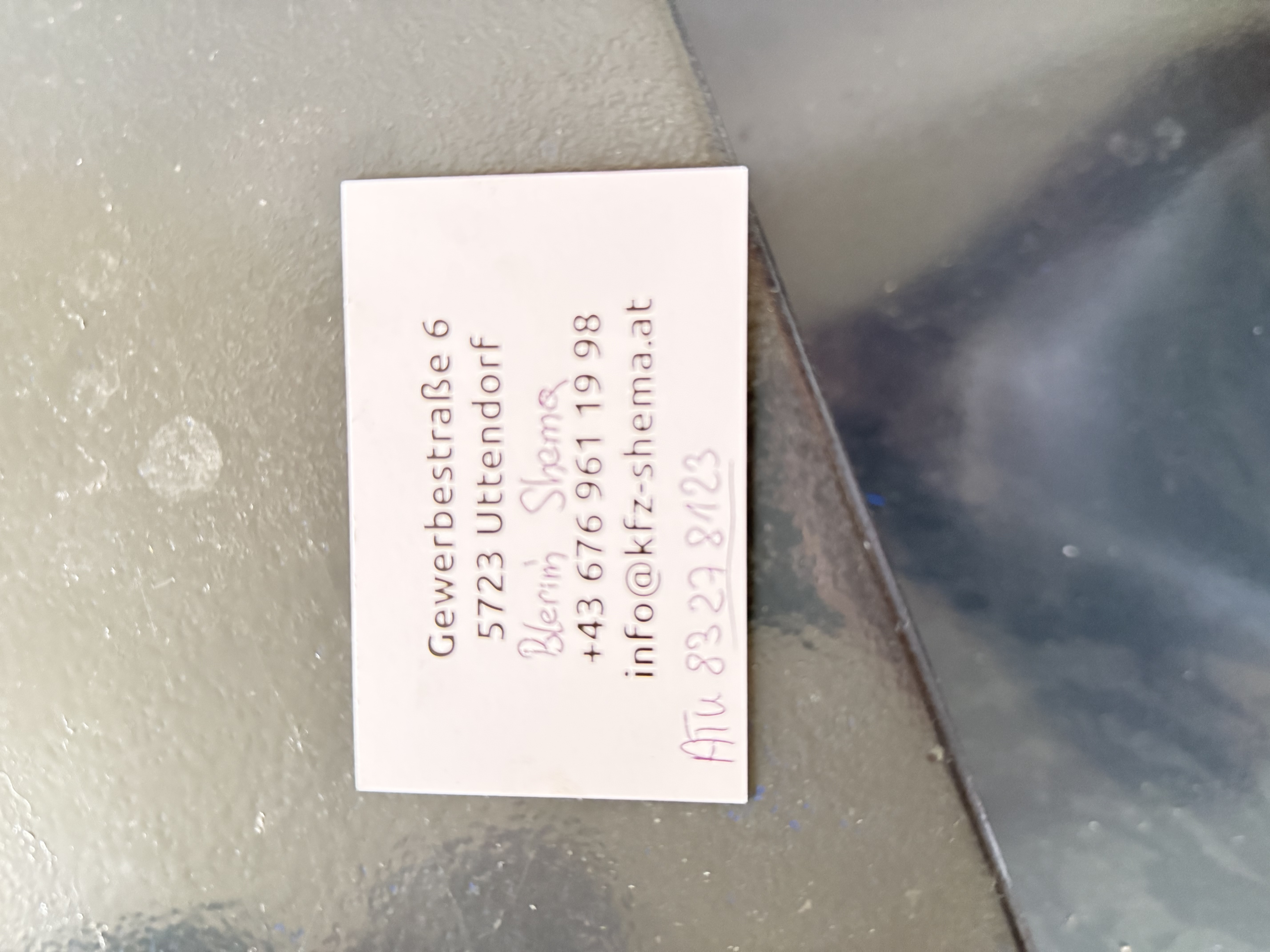 Kontaktinformationen von KFZ-Technik Shema in der Werkstatt